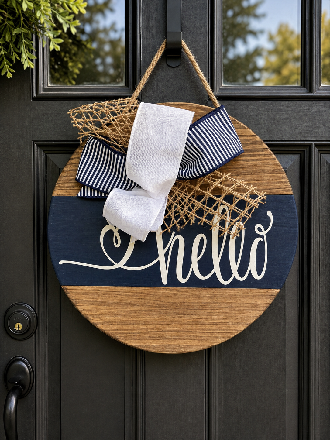 Hello Farmhouse Round Wooden Door Sign – 14"